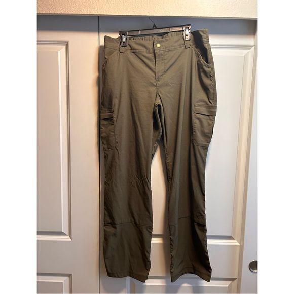 Duluth Trading Co Pants - Duluth Trading Company “Dry on the Fly”